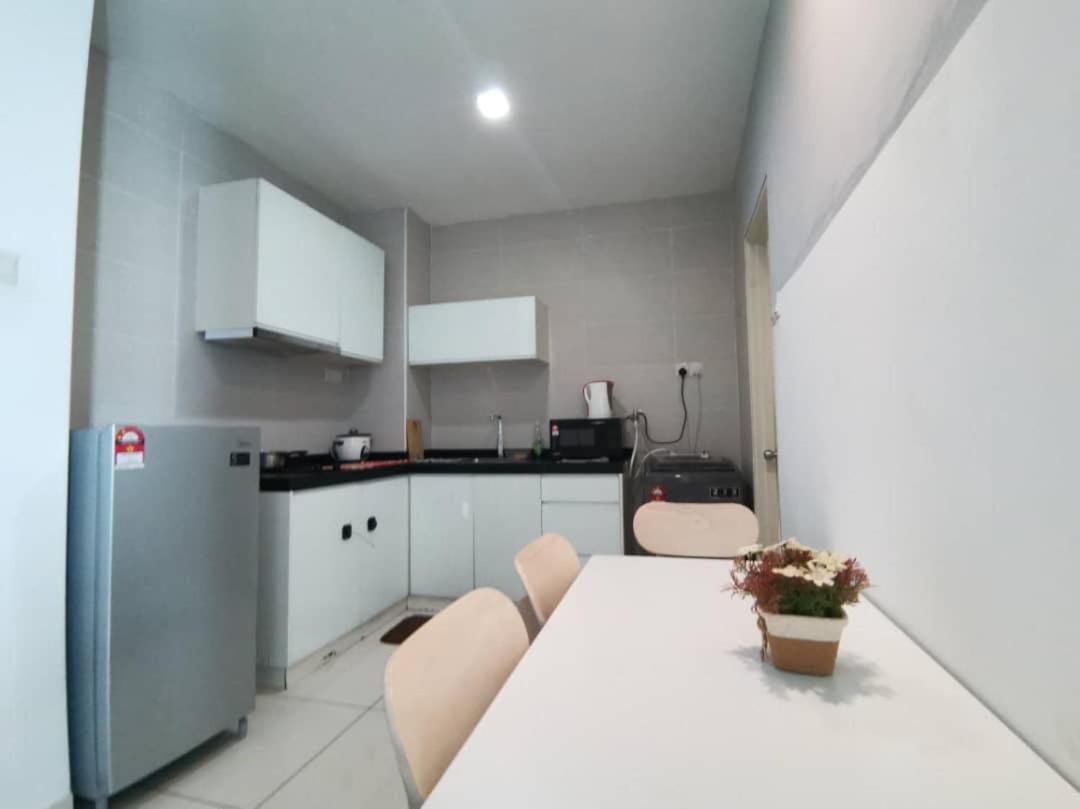 Homestay Kuala Lumpur ; Terminal Tbs ; Bukit Jalil Экстерьер фото